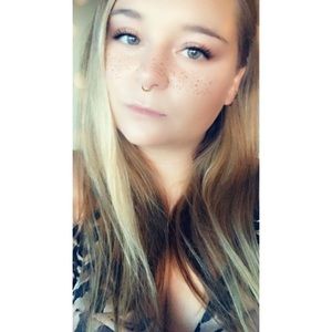 Meet your Posher, Kaylee